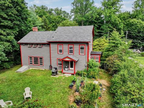 68 Old Stamford Road New Canaan CT 06840