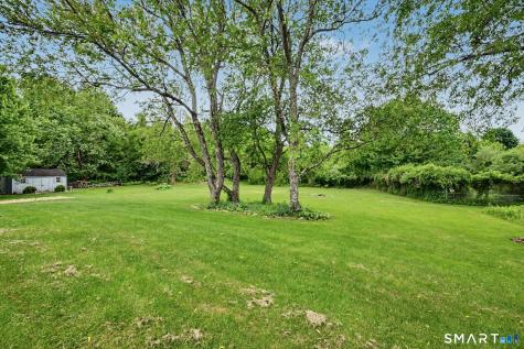 30 Bonnie Vu Lane New Milford CT 06776