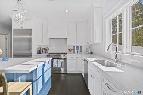 218 Lower Farm Road Fairfield CT 06824