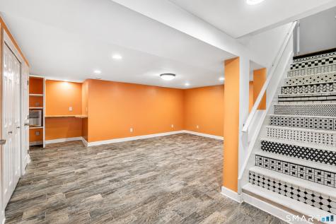 25 Seneca Road New Haven CT 06515