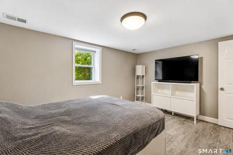 25 Seneca Road New Haven CT 06515