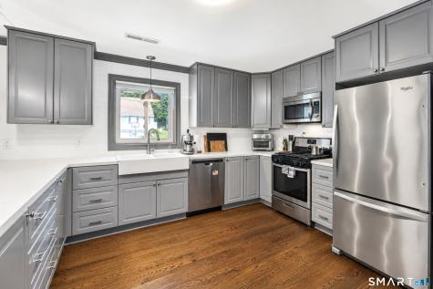 25 Seneca Road New Haven CT 06515