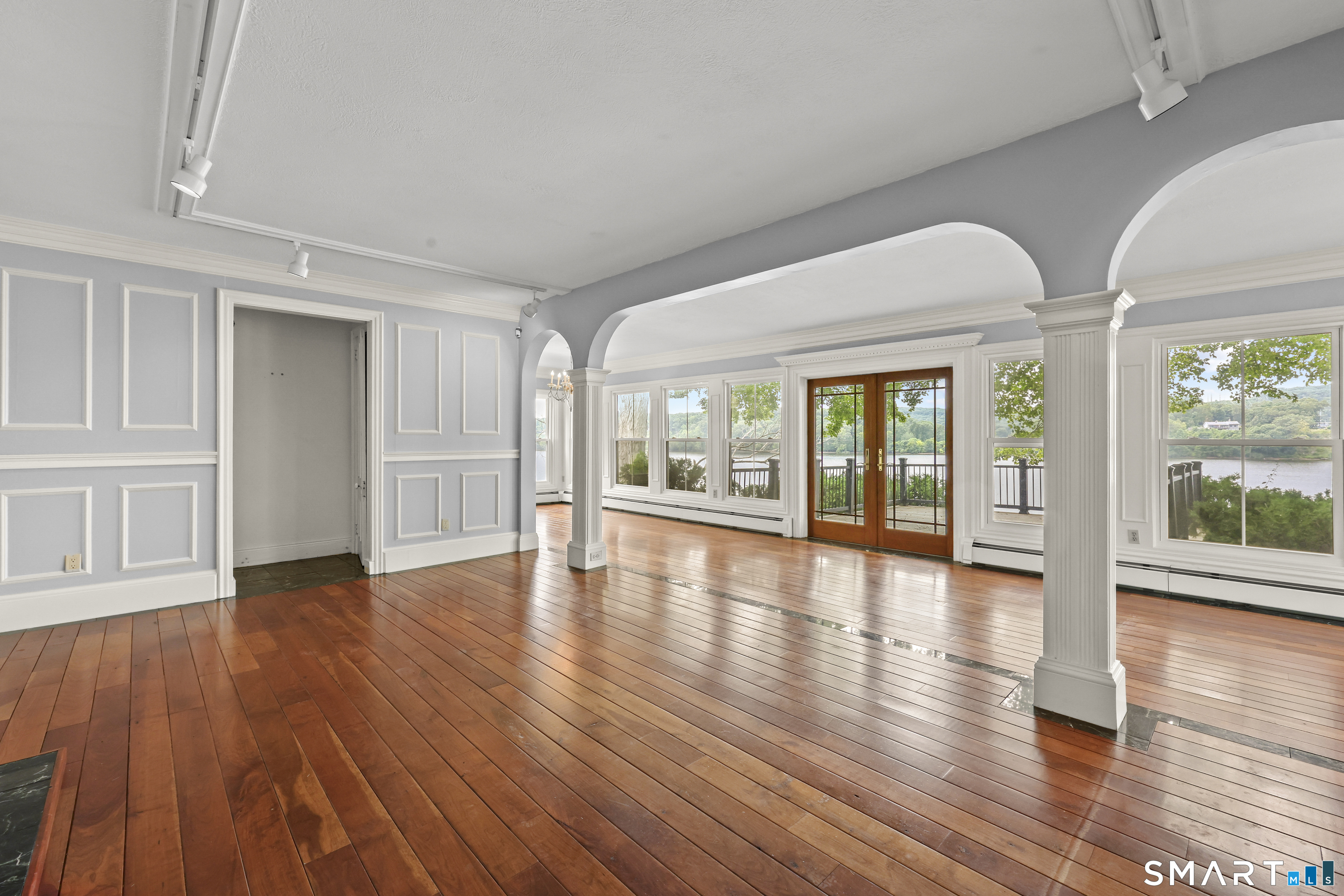 77 Main Street East Haddam CT 06423