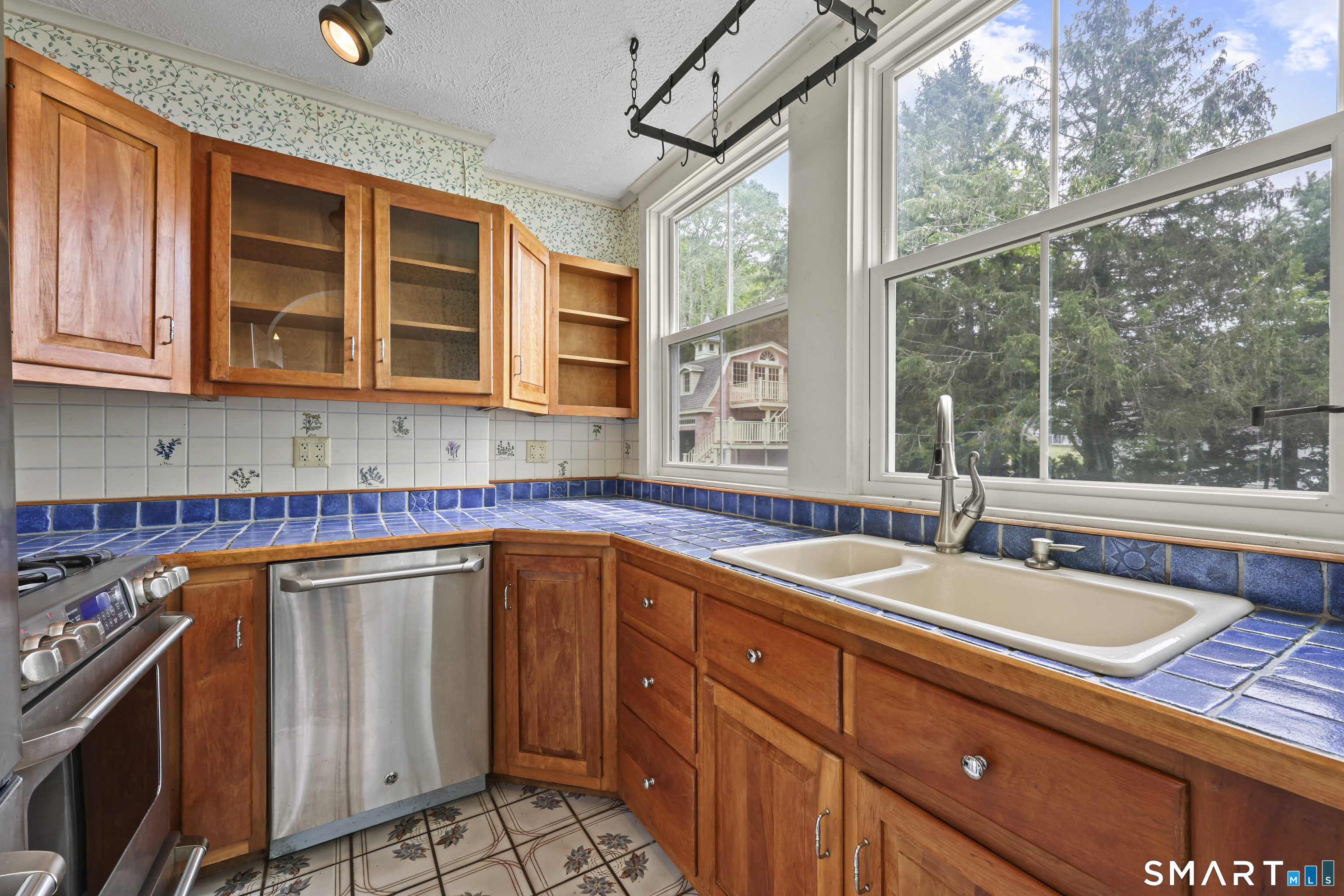 77 Main Street East Haddam CT 06423