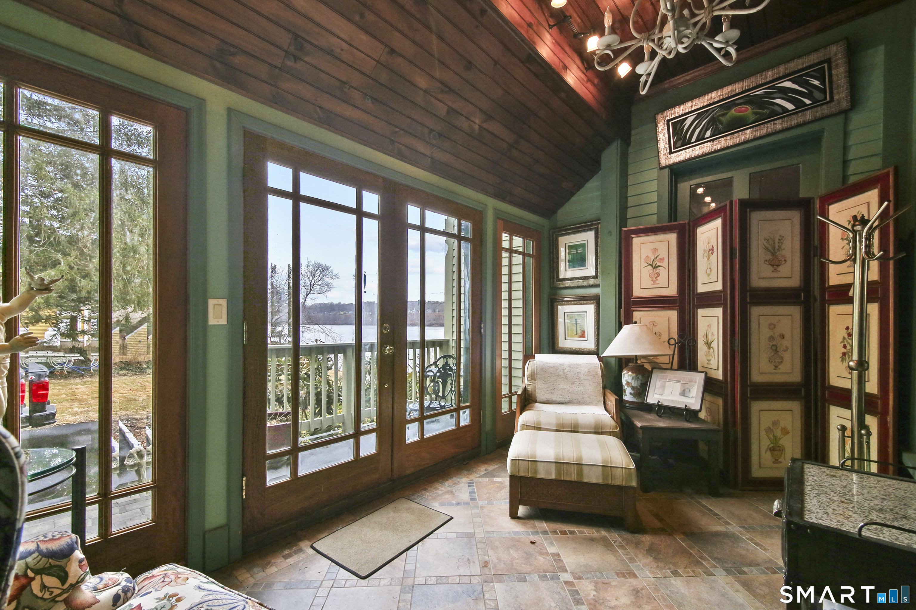 77 Main Street East Haddam CT 06423