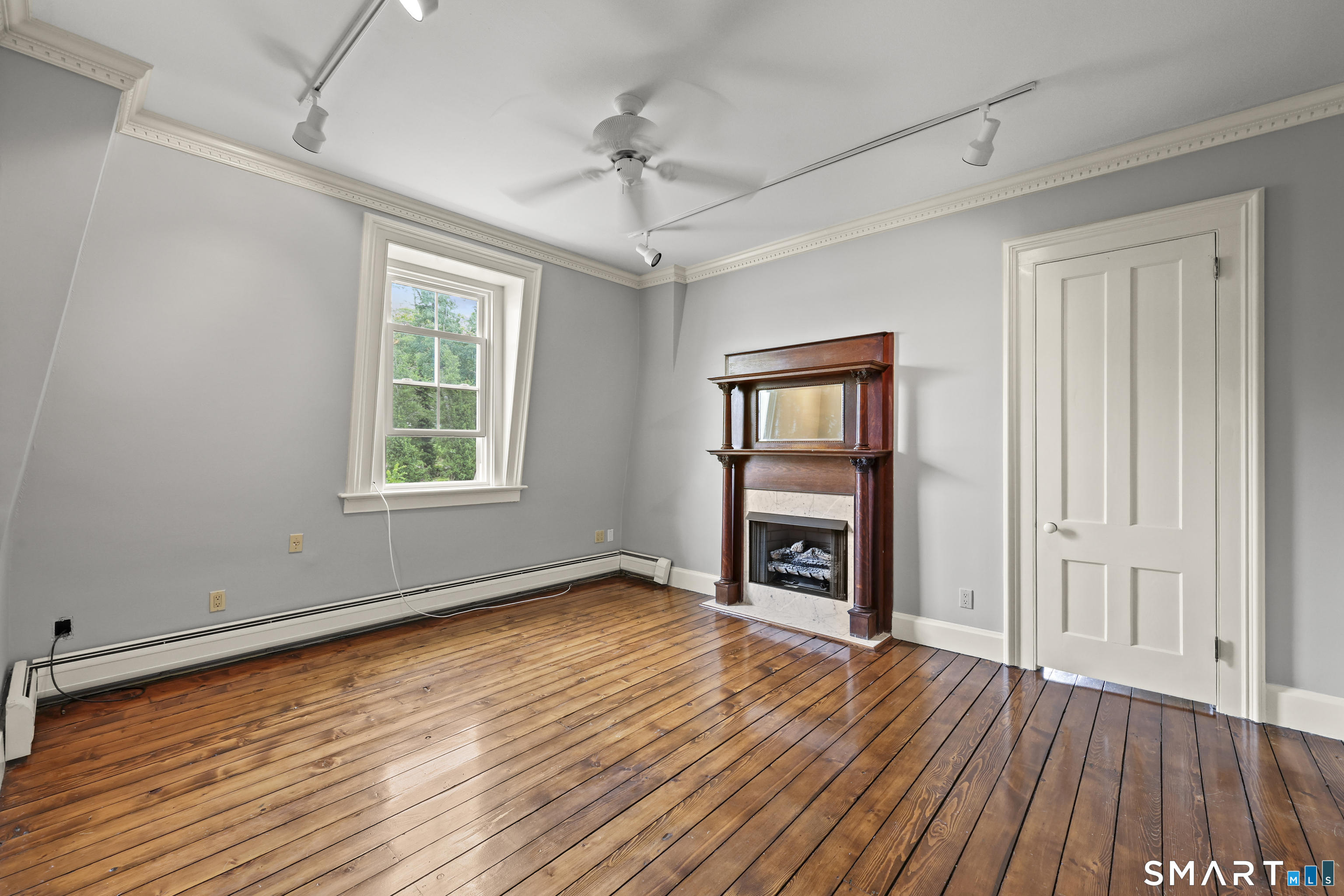 77 Main Street East Haddam CT 06423