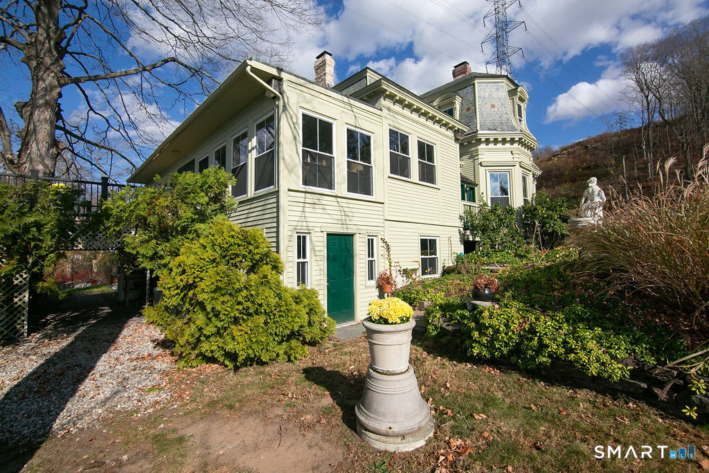 77 Main Street East Haddam CT 06423
