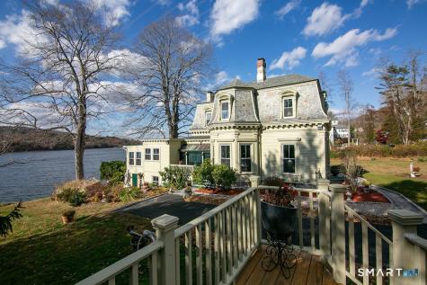 77 Main Street East Haddam CT 06423