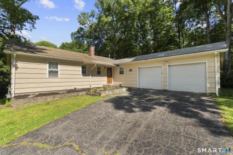 293 Guinea Road Monroe CT 06468