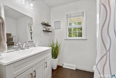 293 Guinea Road Monroe CT 06468