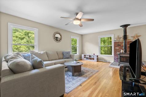 293 Guinea Road Monroe CT 06468