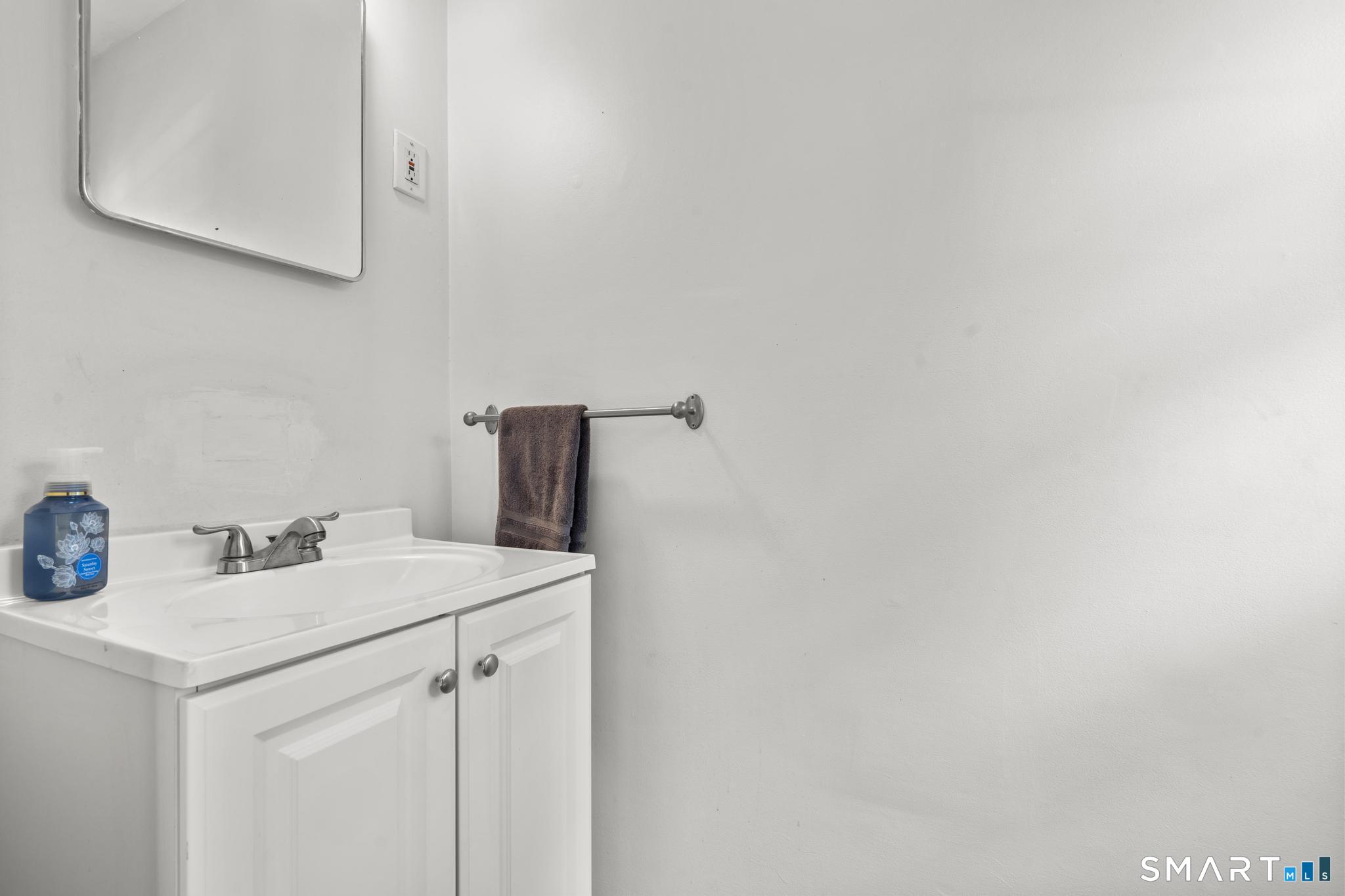 293 Guinea Road Monroe CT 06468