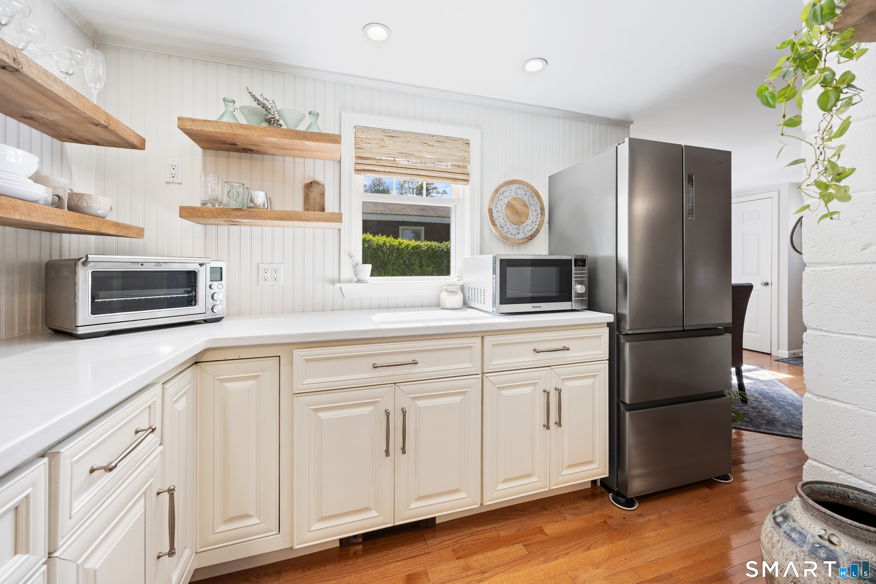 18 Willow Lane Morris CT 06763