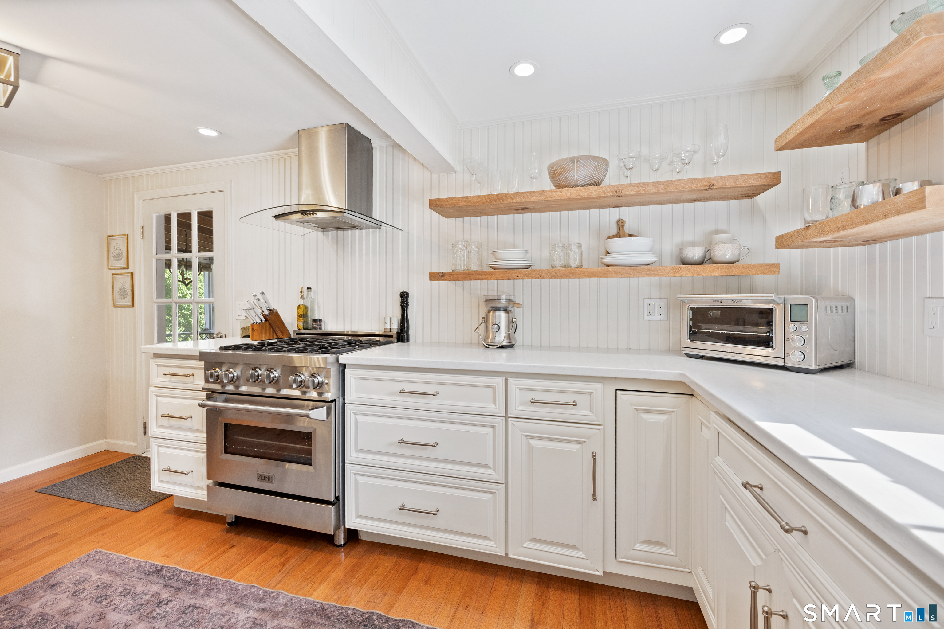 18 Willow Lane Morris CT 06763
