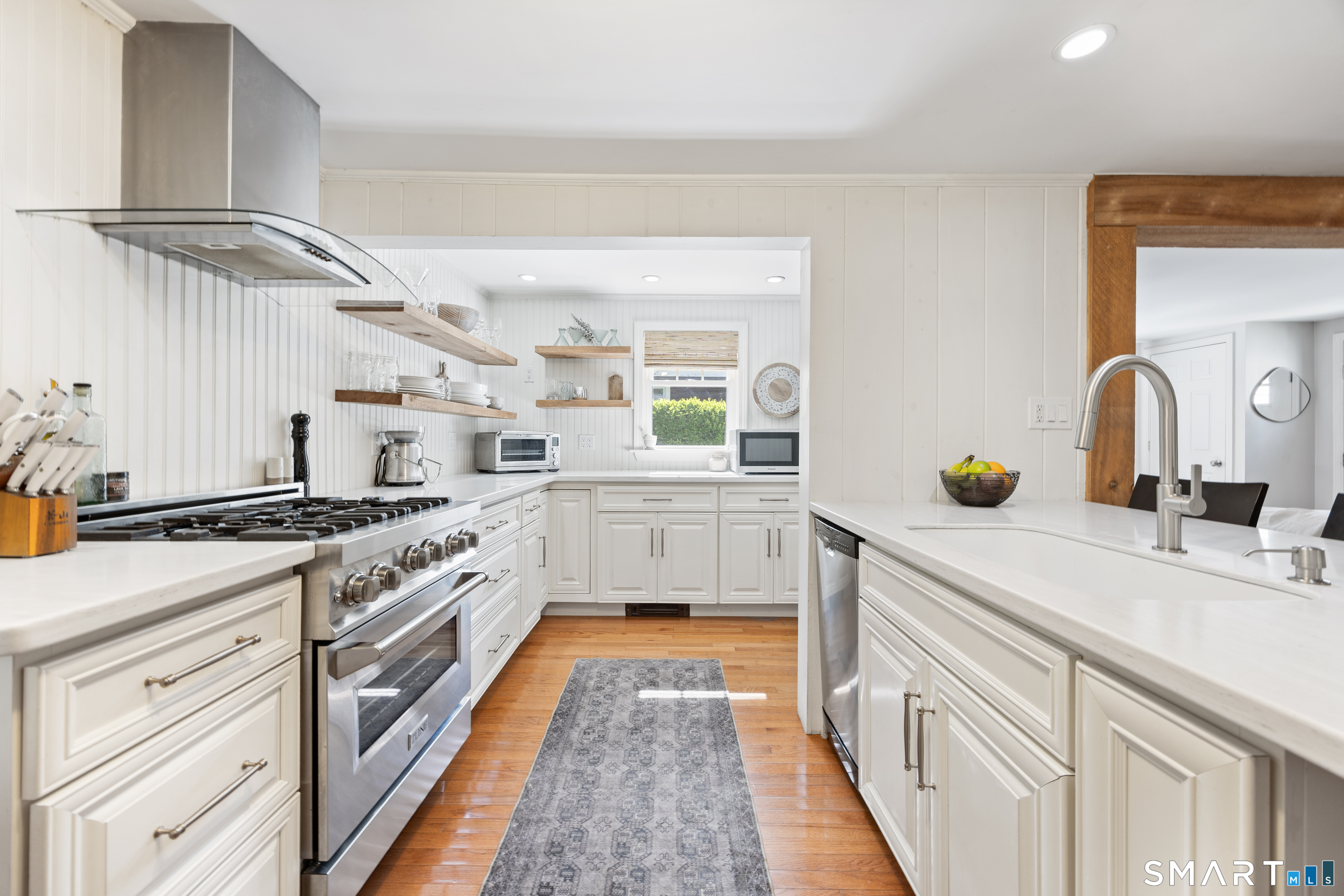 18 Willow Lane Morris CT 06763
