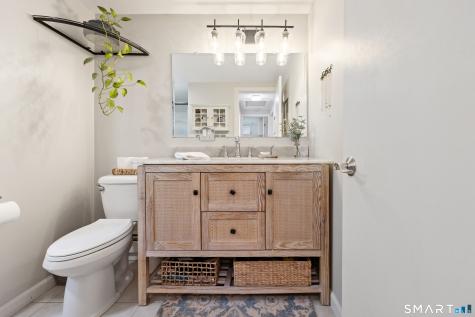 18 Willow Lane Morris CT 06763