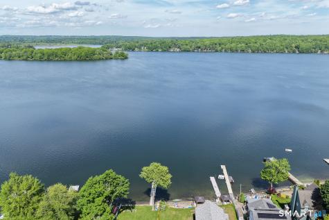 18 Willow Lane Morris CT 06763