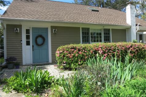 2196 North Benson Road Fairfield CT 06824