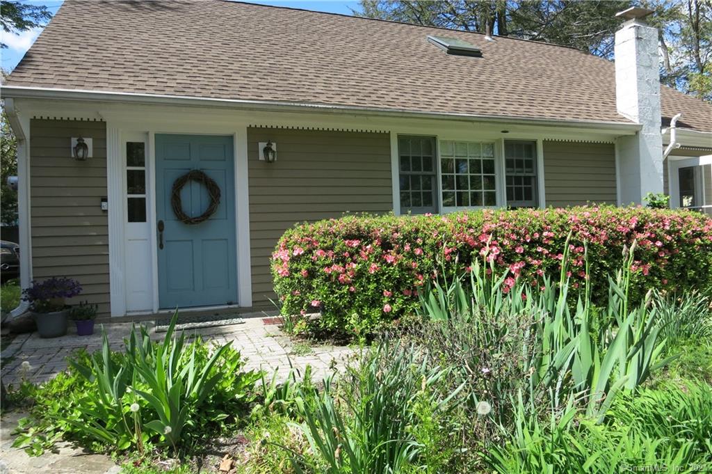 2196 North Benson Road Fairfield CT 06824