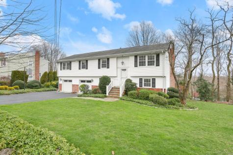 26 Curt Terrace Greenwich CT 06831