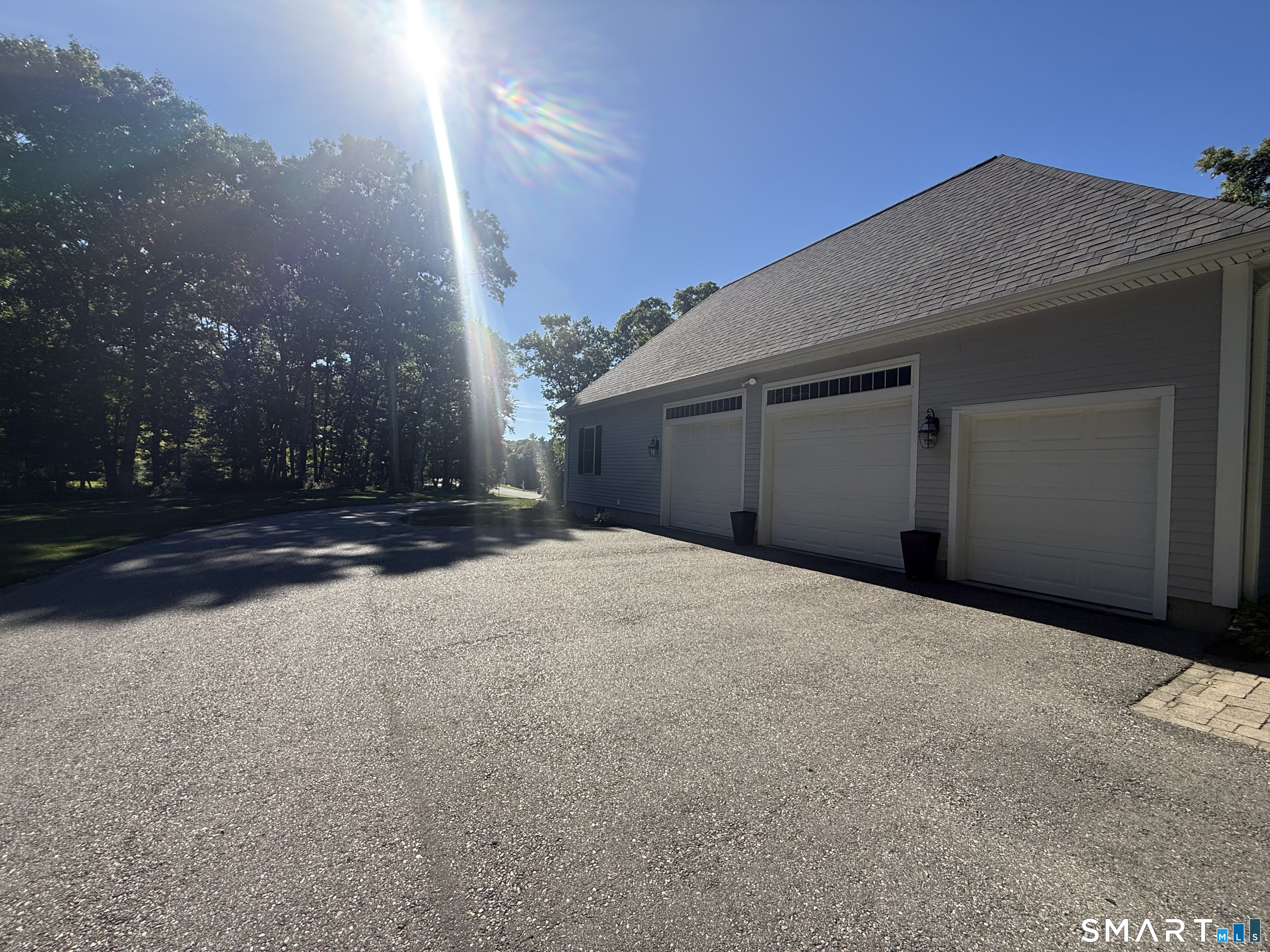 15 Brookside Landing Putnam CT 06260