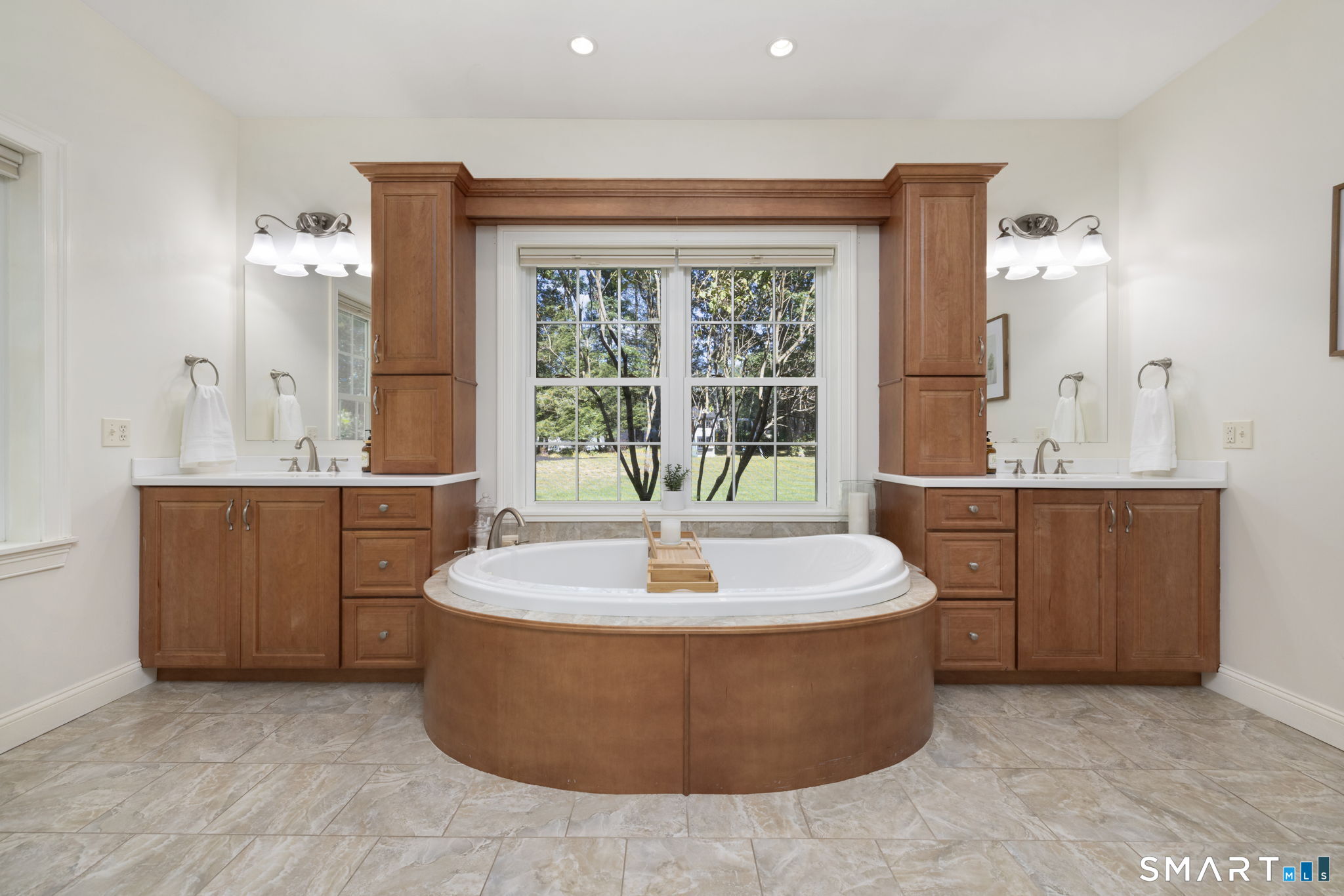 15 Brookside Landing Putnam CT 06260
