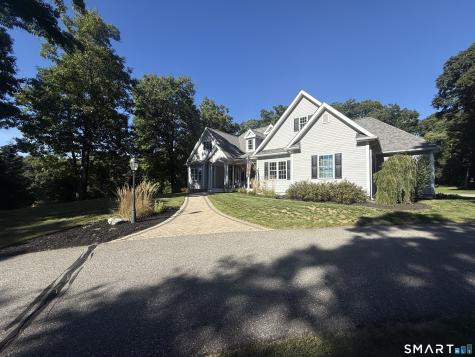 15 Brookside Landing Putnam CT 06260