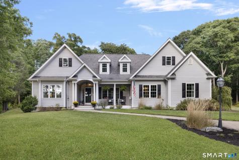 15 Brookside Landing Putnam CT 06260