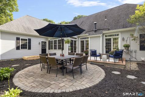 15 Brookside Landing Putnam CT 06260
