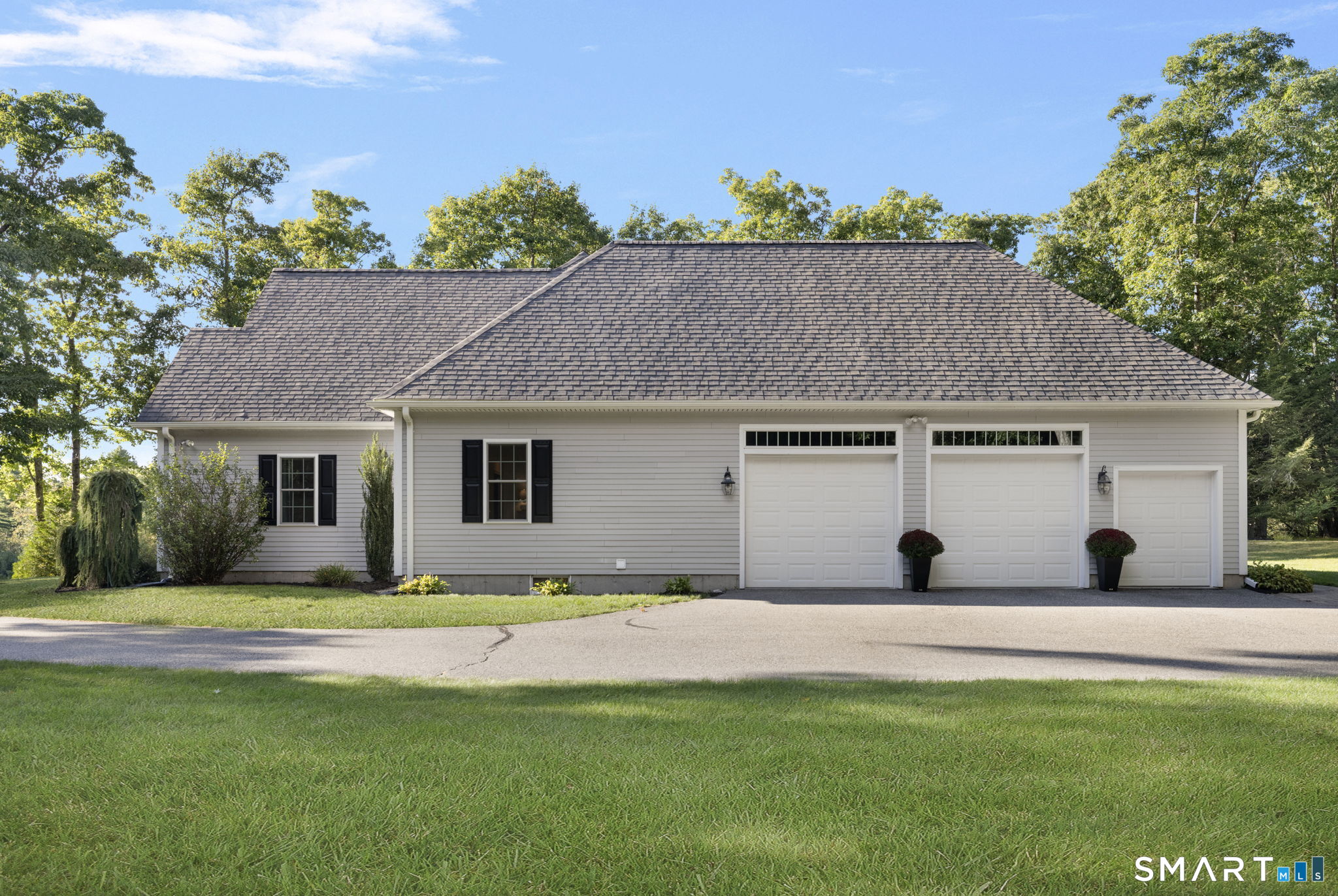 15 Brookside Landing Putnam CT 06260