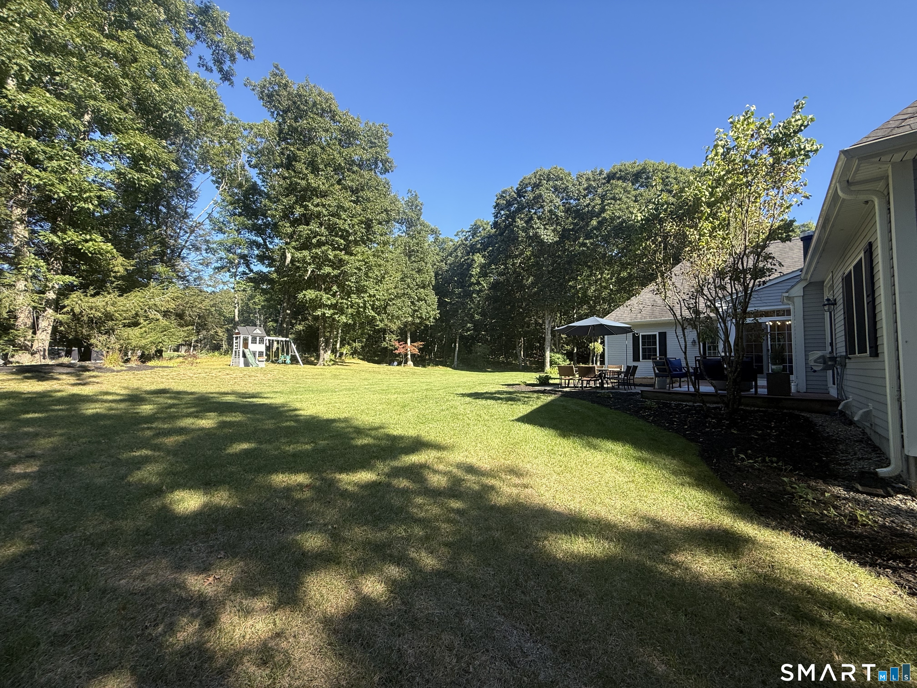 15 Brookside Landing Putnam CT 06260
