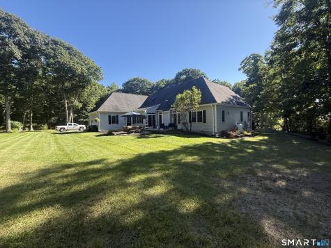 15 Brookside Landing Putnam CT 06260