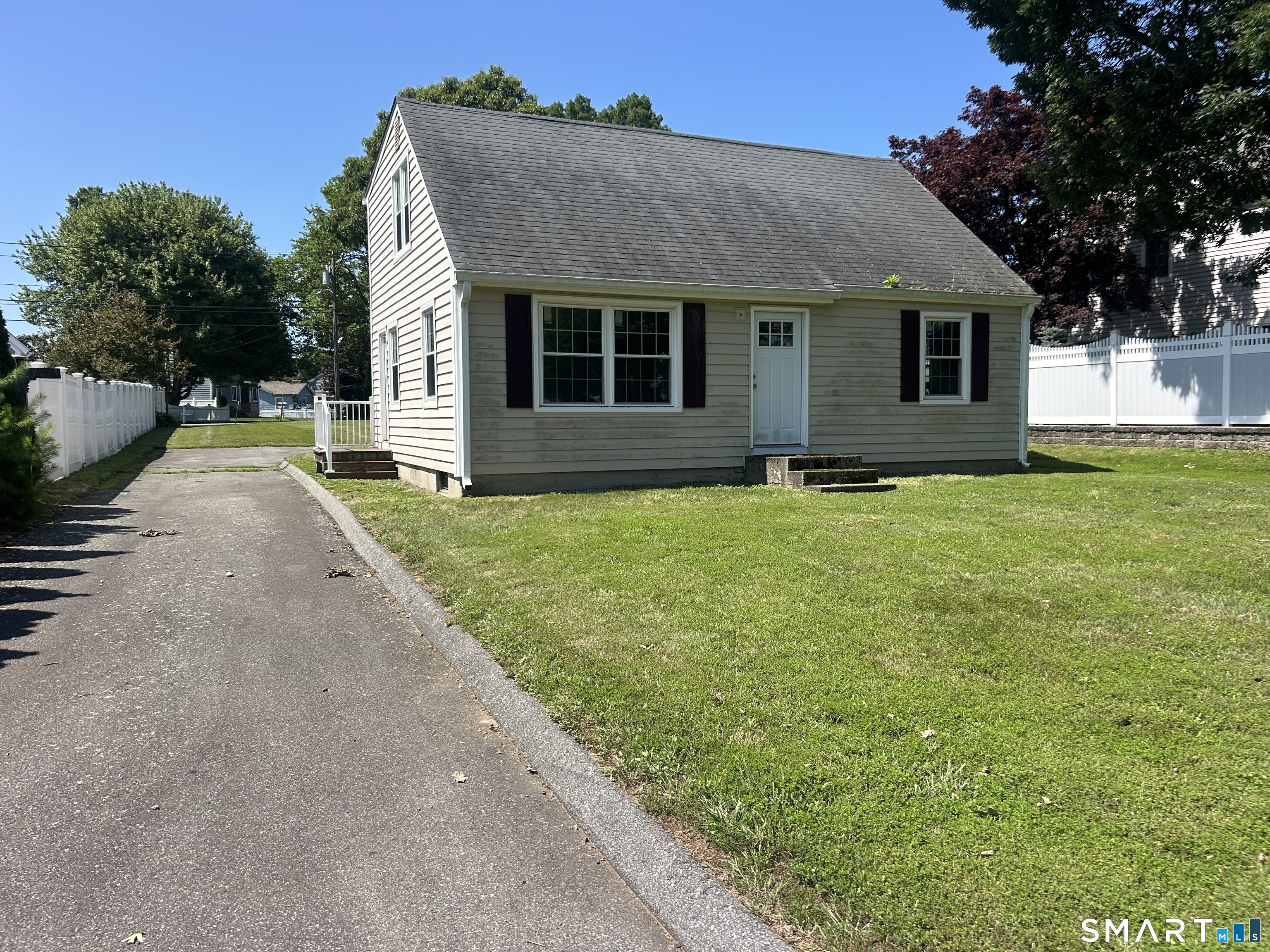9 Old Colony Road Old Saybrook CT 06475