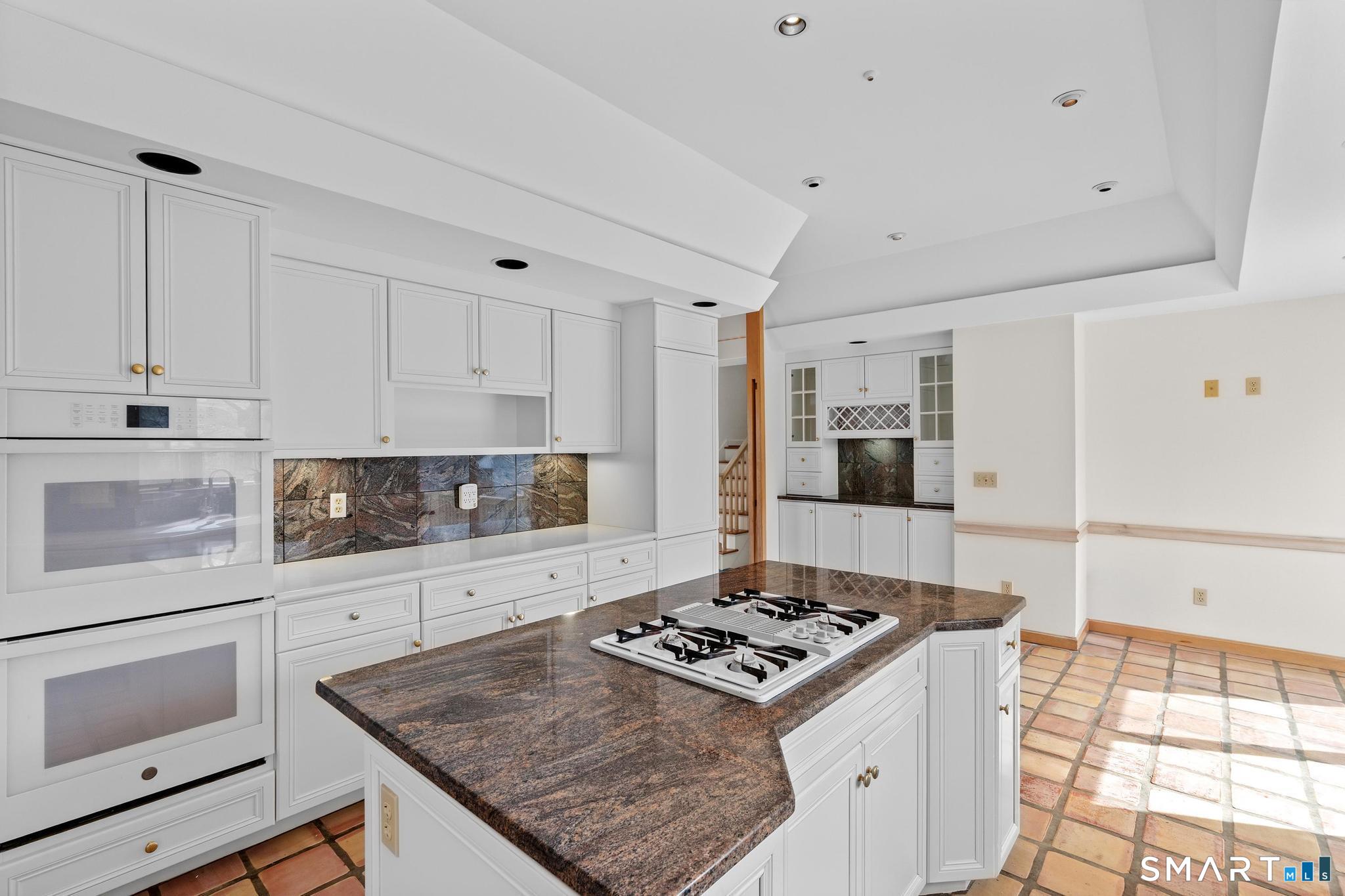 9 Juniper Lane West Hartford CT 06117