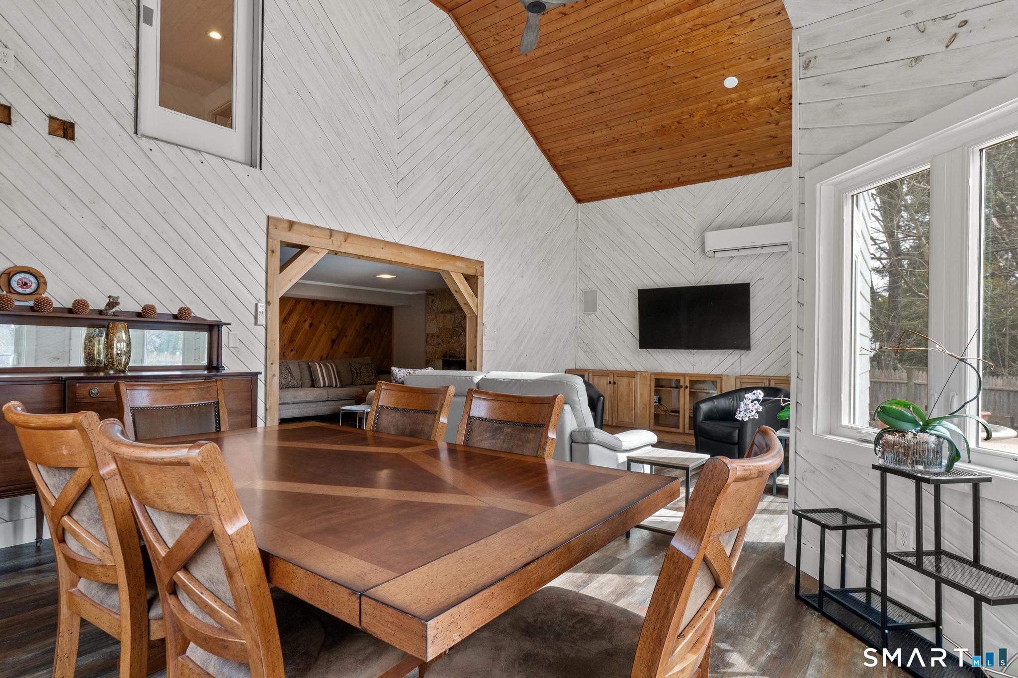 9 Juniper Lane West Hartford CT 06117