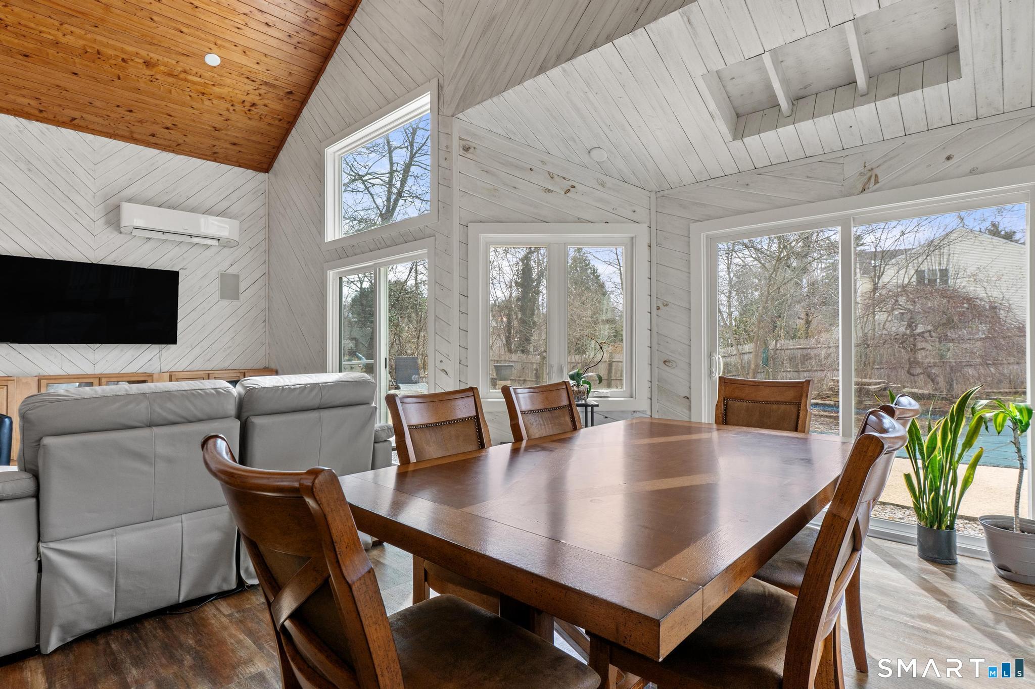 9 Juniper Lane West Hartford CT 06117