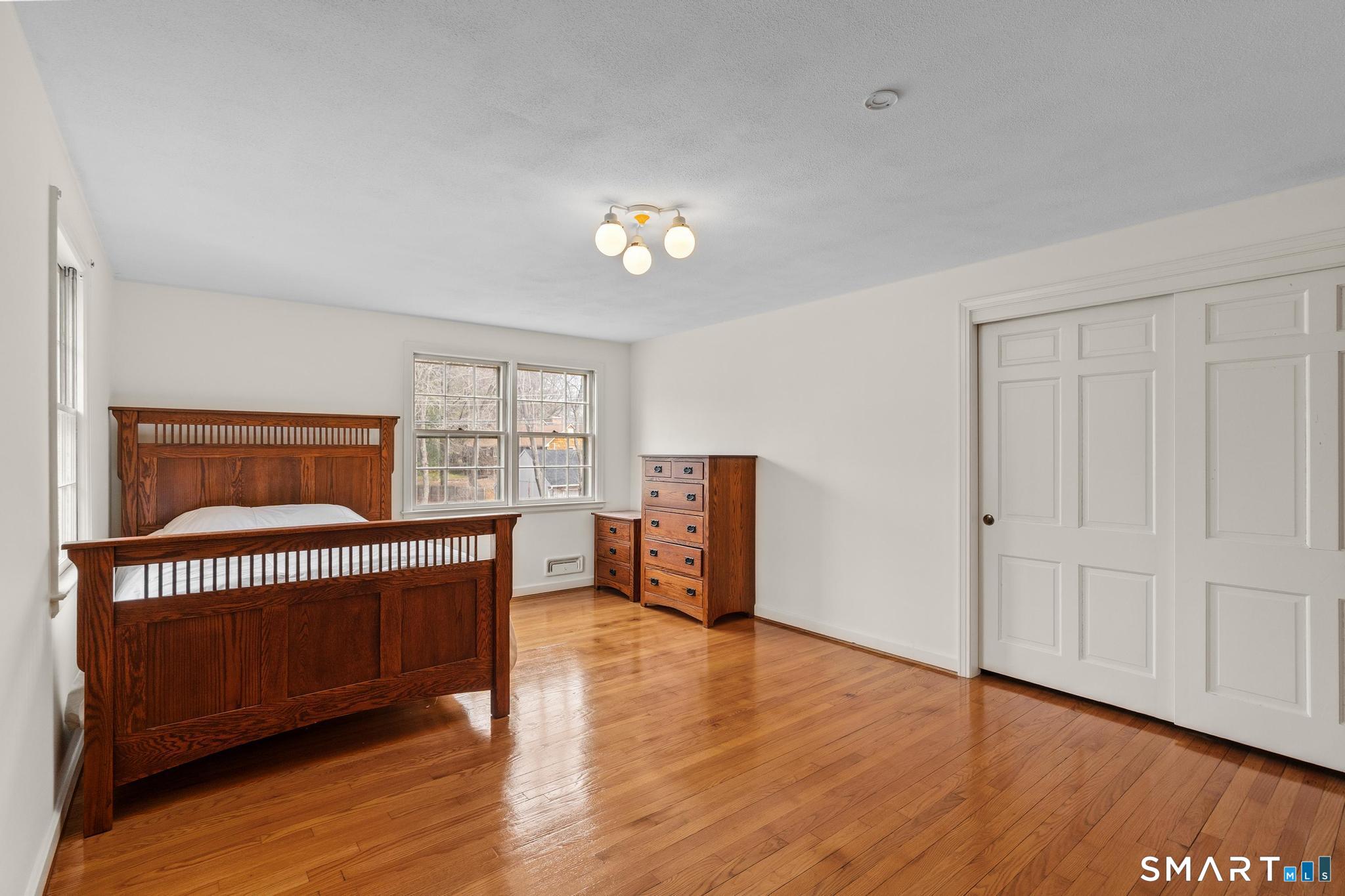 9 Juniper Lane West Hartford CT 06117