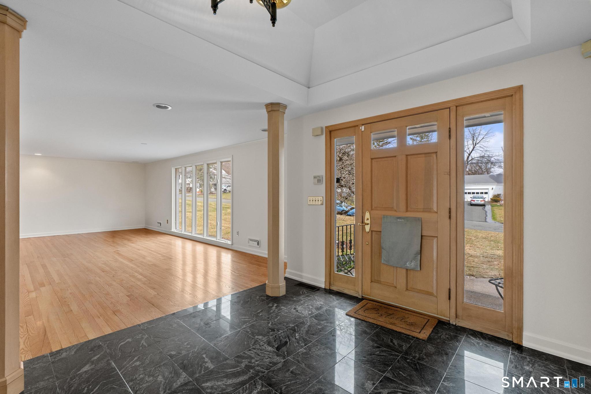 9 Juniper Lane West Hartford CT 06117