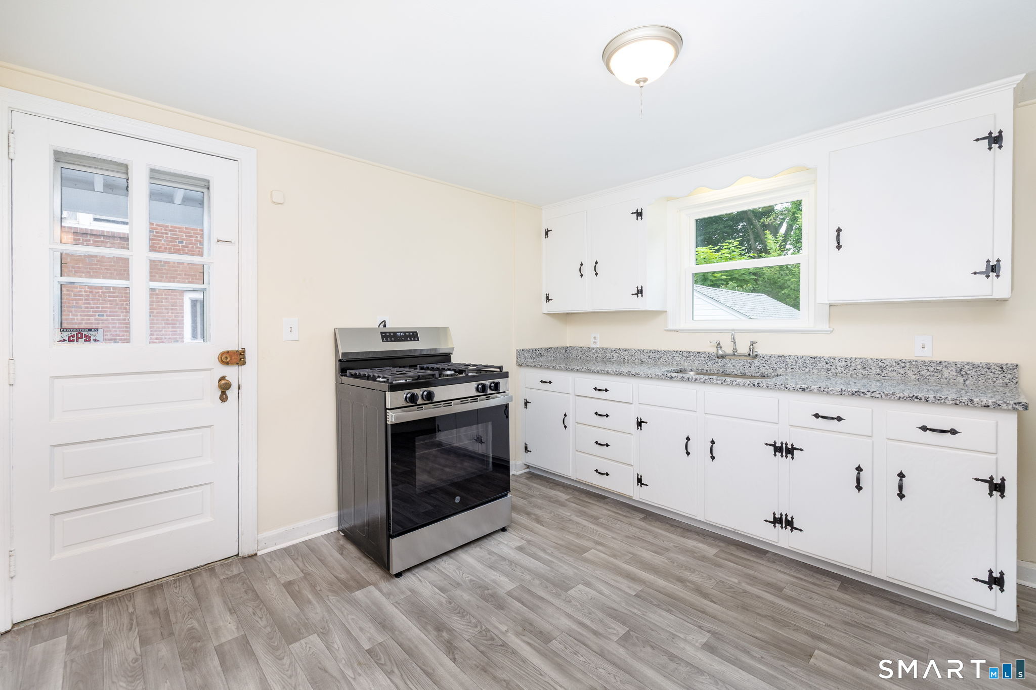 245 Freeman Street Hartford CT 06106