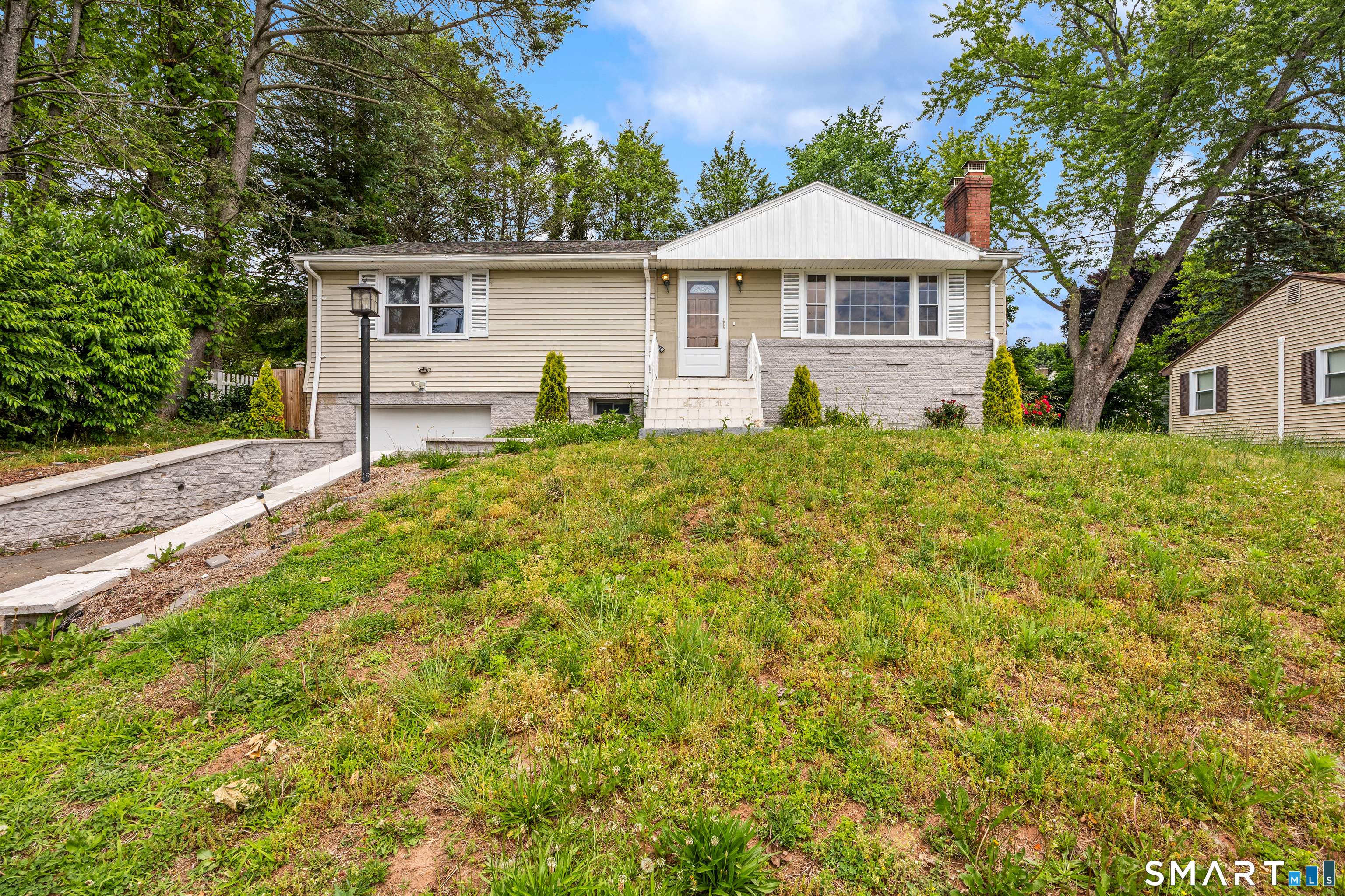 62 Springdale Street Hamden CT 06514