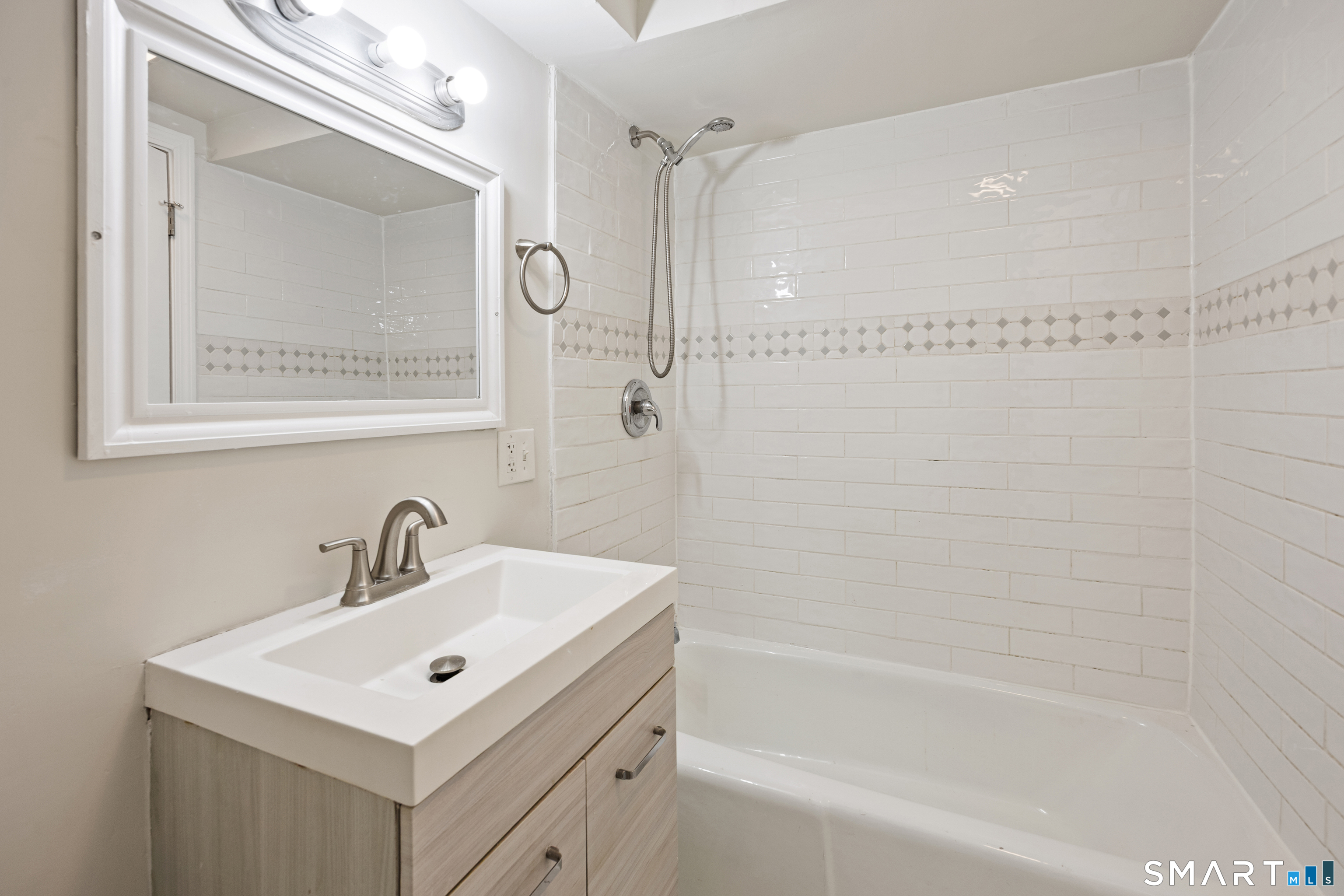 62 Springdale Street Hamden CT 06514