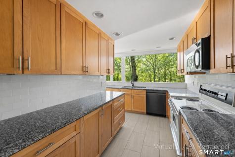 17 Richmond Hill Road Weston CT 06883