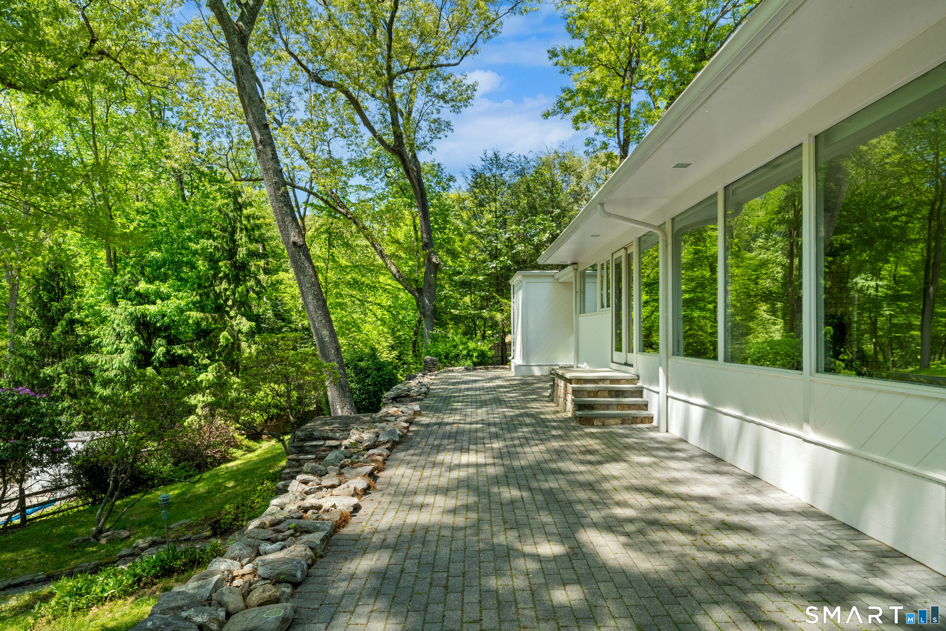 17 Richmond Hill Road Weston CT 06883