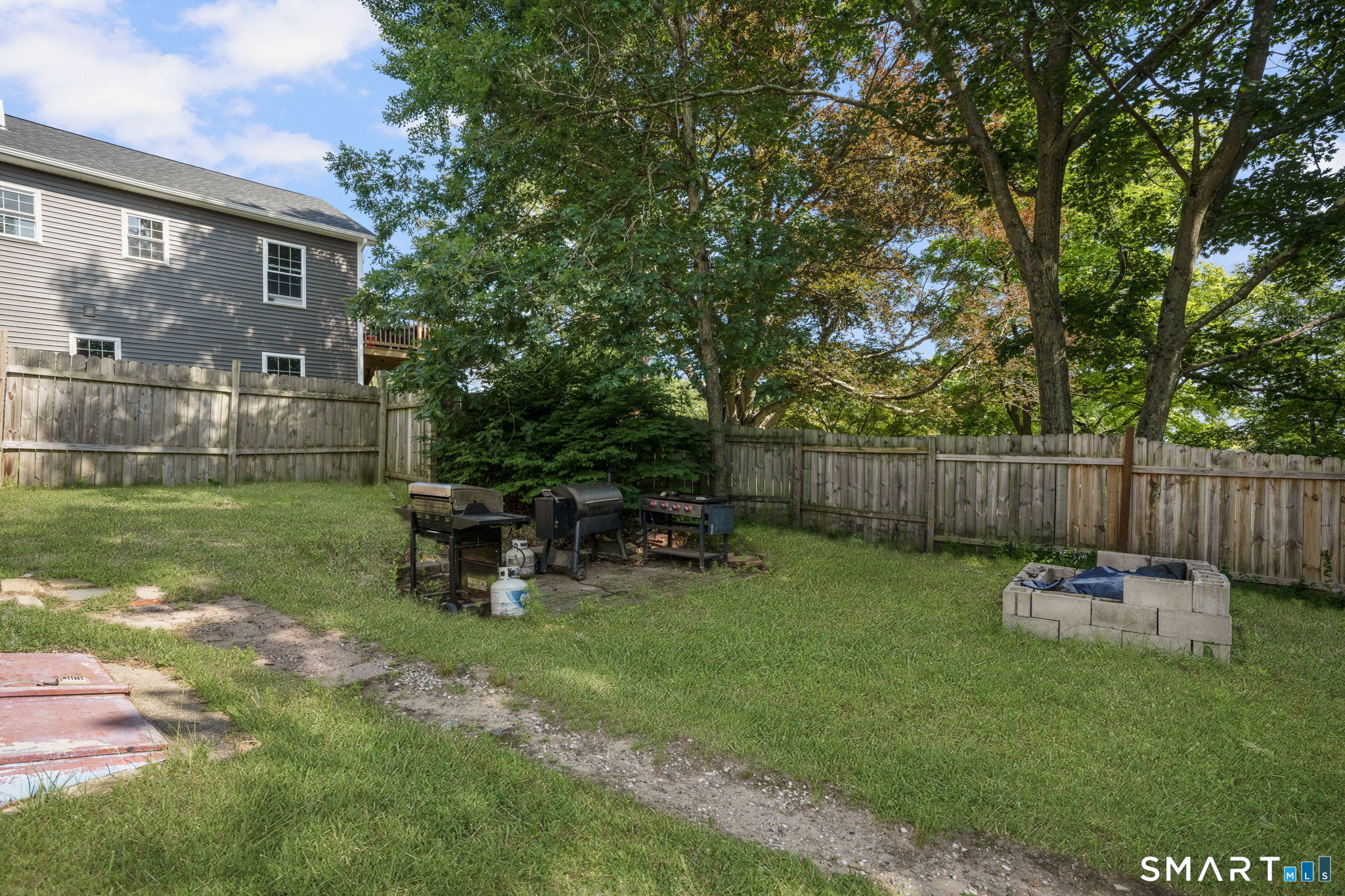 9 Hammond Street Putnam CT 06260