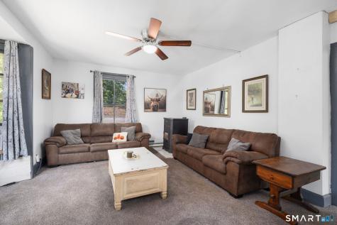 9 Hammond Street Putnam CT 06260