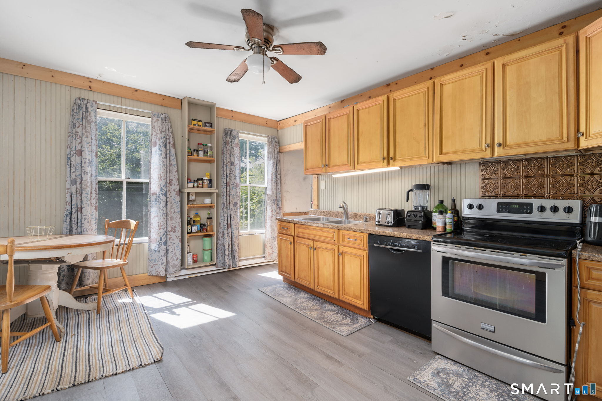 9 Hammond Street Putnam CT 06260