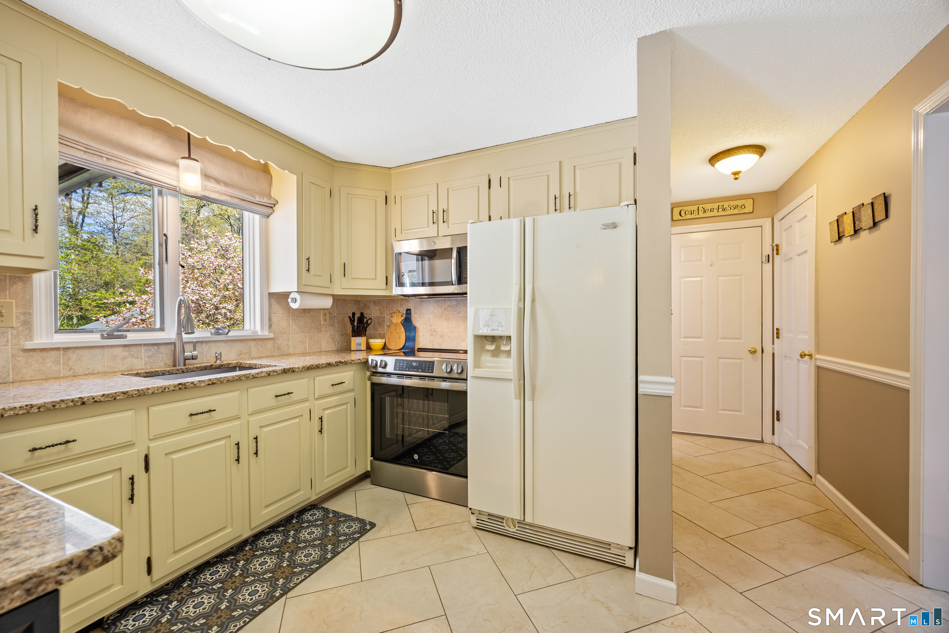 66 Luciano Drive Southington CT 06489