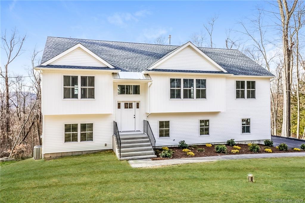 44 Mist Hill Drive New Milford CT 06776