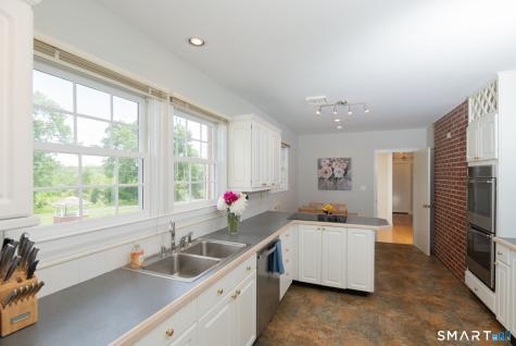 12 Valley View Road Newtown CT 06470