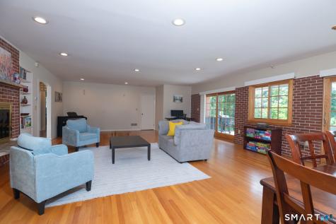 12 Valley View Road Newtown CT 06470